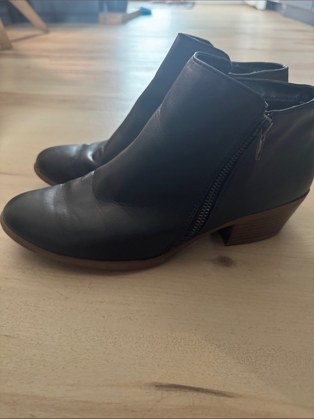 American Eagle Outfitters Black Leather Ankle Booties with Side Zip Accent